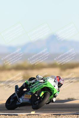 media/Dec-07-2025-CVMA (Sun) [[3e7d2de5dc]]/Race 16-Formula Middleweight/